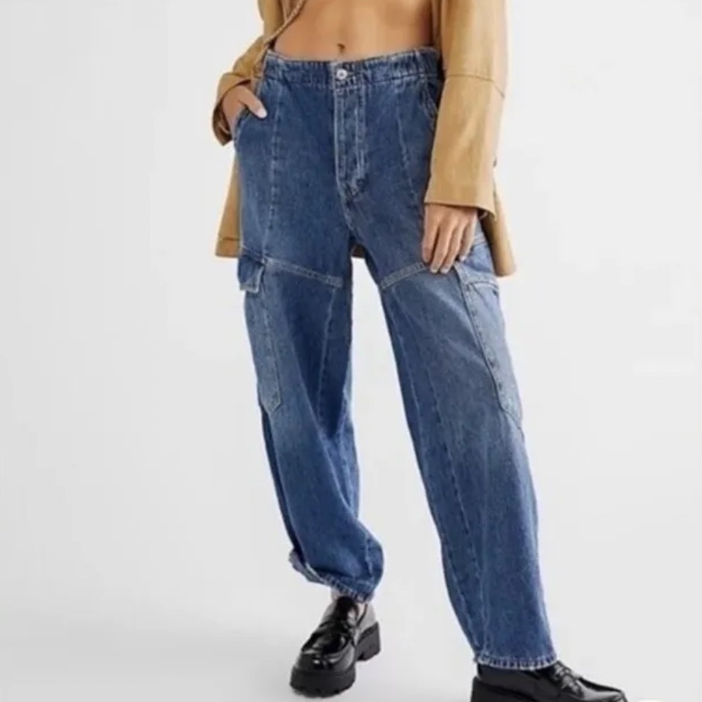 We the free Womens blue denim cargo baggy jeans XS